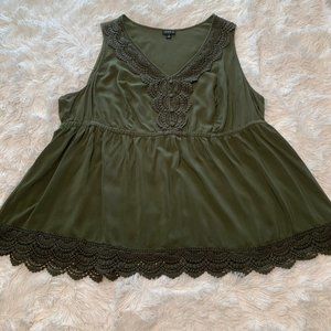 💕Torrid Top Olive Green